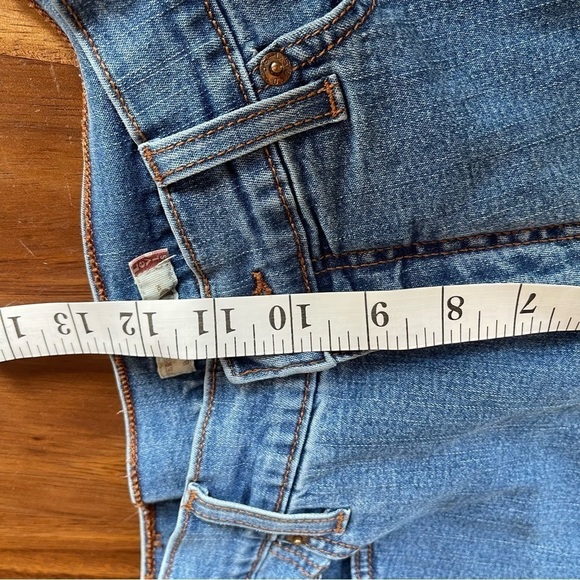 Levi’s Perfectly Slimming 512 Bootcut Women’s Blue Jean size 10 short - Picture 11 of 13